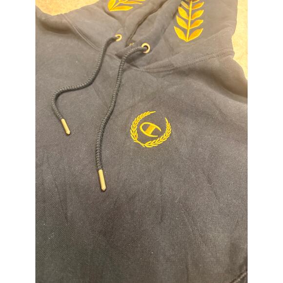 Champion x Muhammad Ali Black Gold Laurel Hoodie – Limited Edition Streetwear - Picture 13 of 14